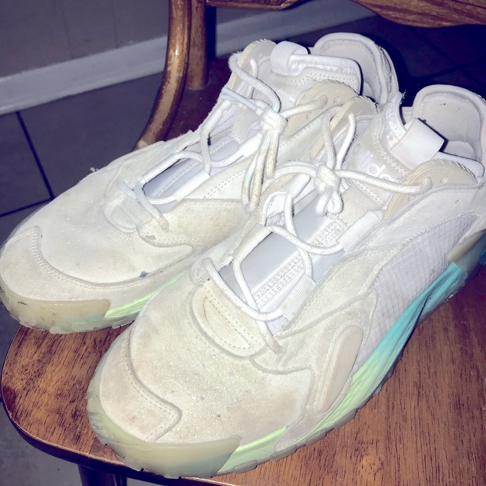 Adidas men’s shoes 11.5